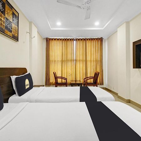 Super Townhouse Oak Lb Nagar Ramoji Hotell Hyderabad Eksteriør bilde